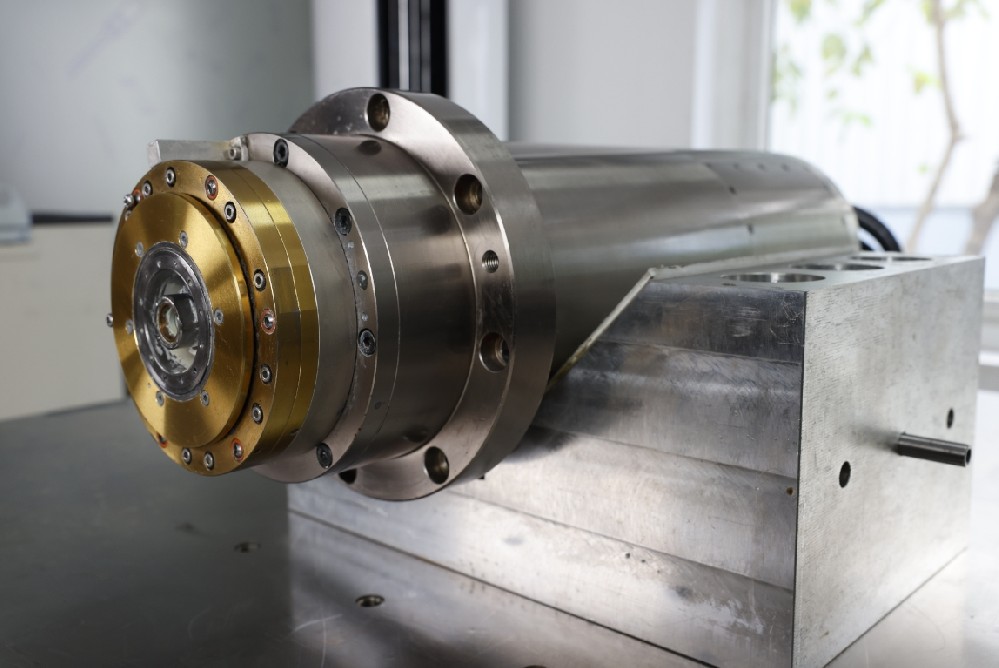 電主軸電主軸作為數(shù)控機(jī)床的核心部件應(yīng)用與哪些行業(yè)